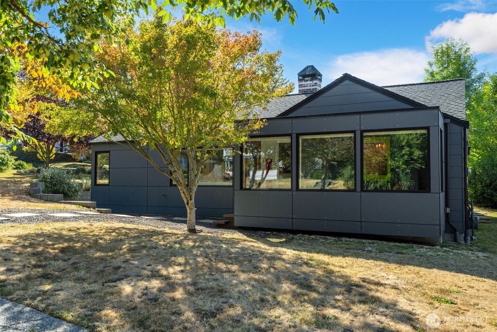 Photo of 5623 NE 59th Street, Seattle, WA 98105 (MLS # 2578871)