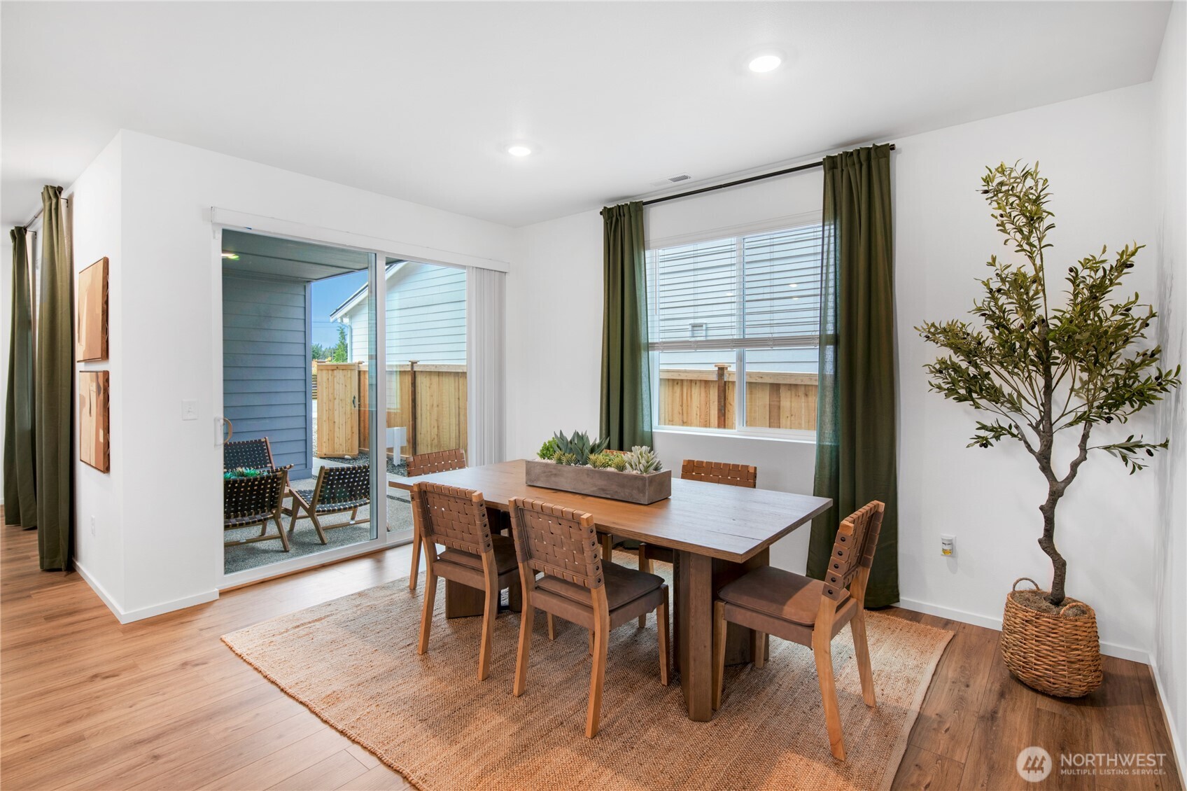 14509 203rd Avenue E