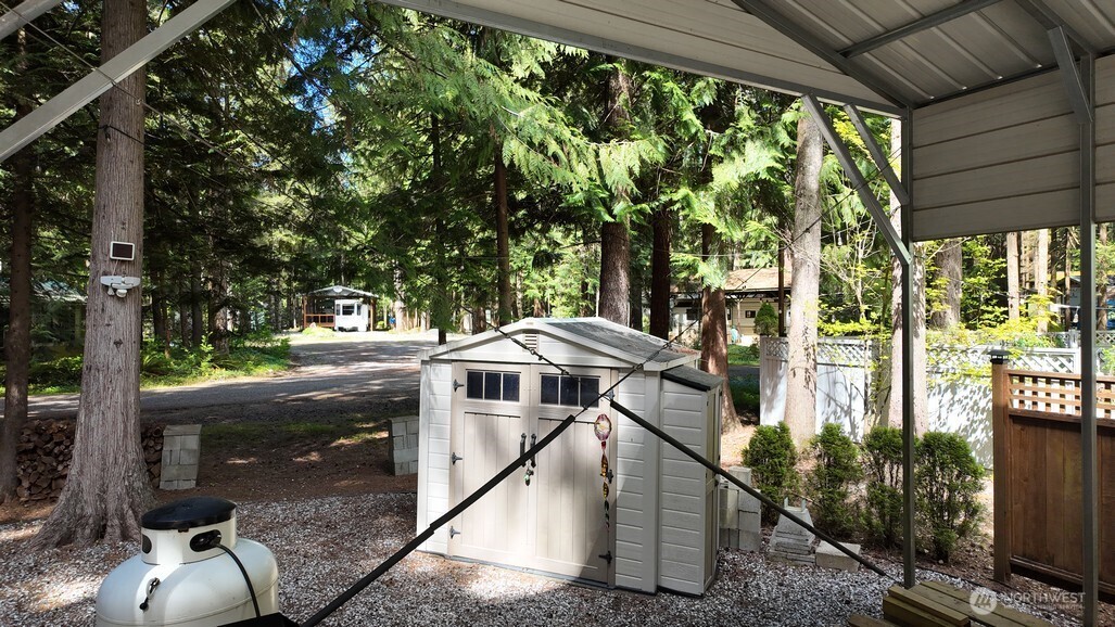 2042 Dogwood Drive