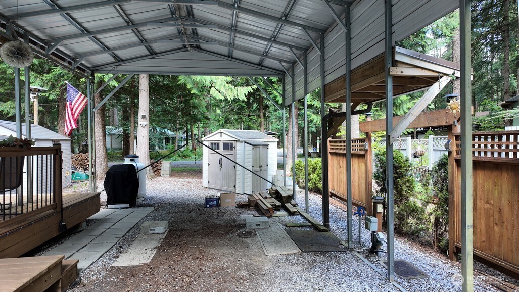 2042 Dogwood Drive