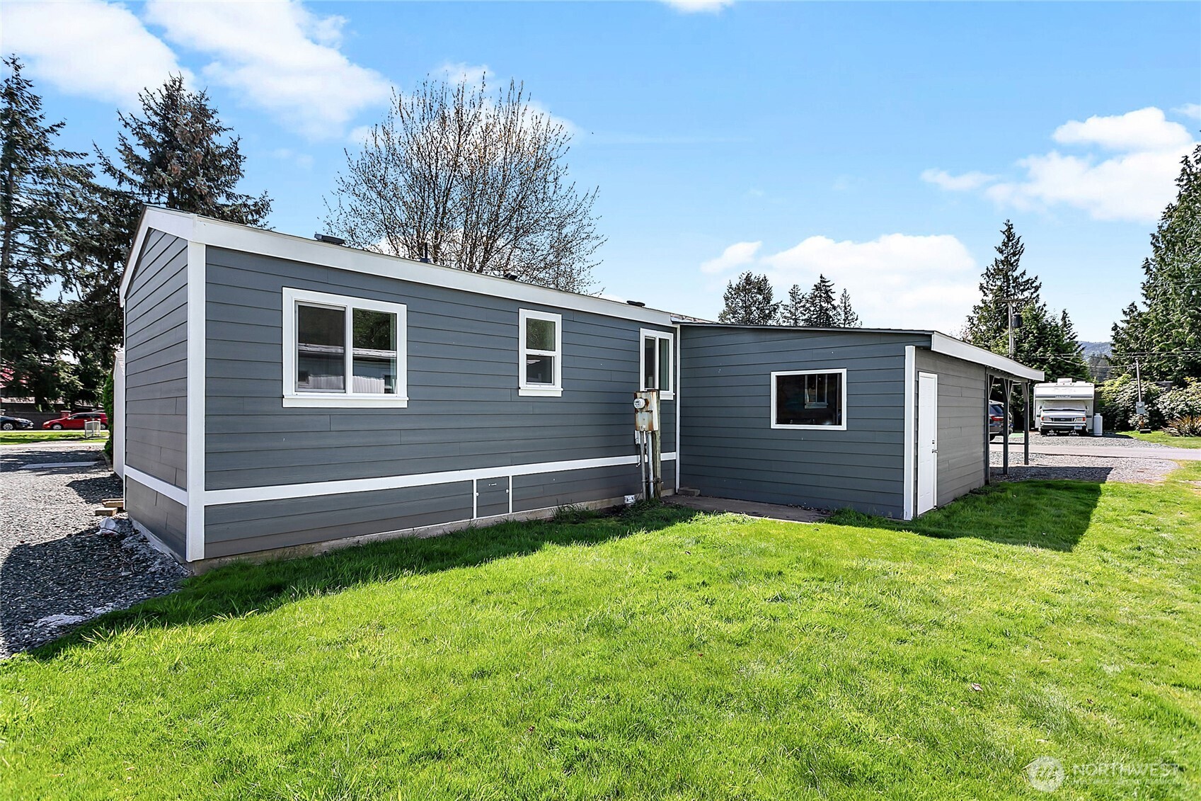 921 Autumn Lane 243