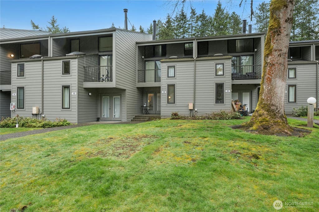 Photo of 6440 139th Place NE #12, Redmond, WA 98052 (MLS # 2552304)