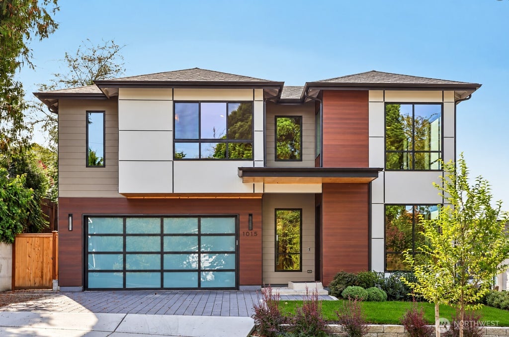Photo of 1015 N 35th Street, Renton, WA 98056 (MLS # 2591089)