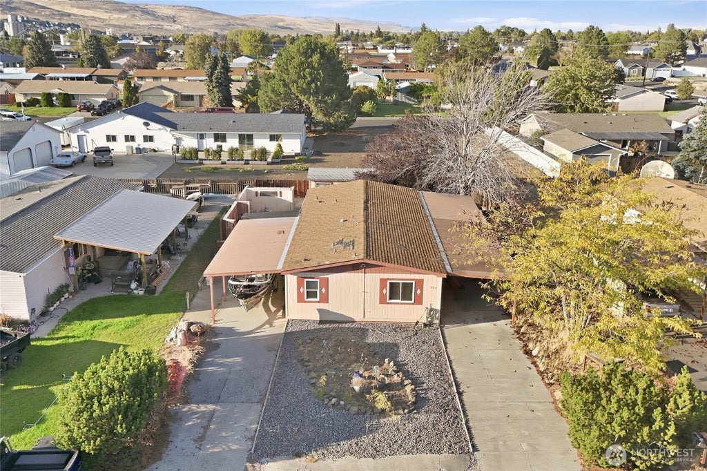 Photo of 353 5th Avenue NE, Ephrata, WA 98823 (MLS # 2585077)