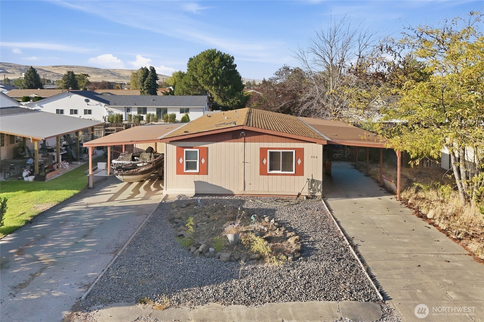 353 5th Avenue NE