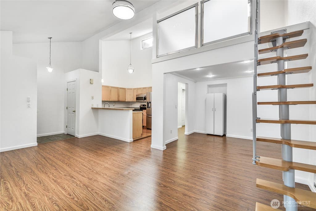 Photo of 12037 100th Avenue NE #206, Kirkland, WA 98034 (MLS # 2549826)
