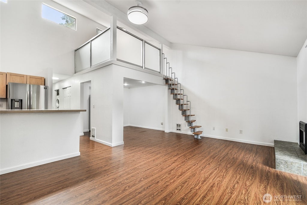 Photo of 12037 100th Avenue NE #206, Kirkland, WA 98034 (MLS # 2549826)