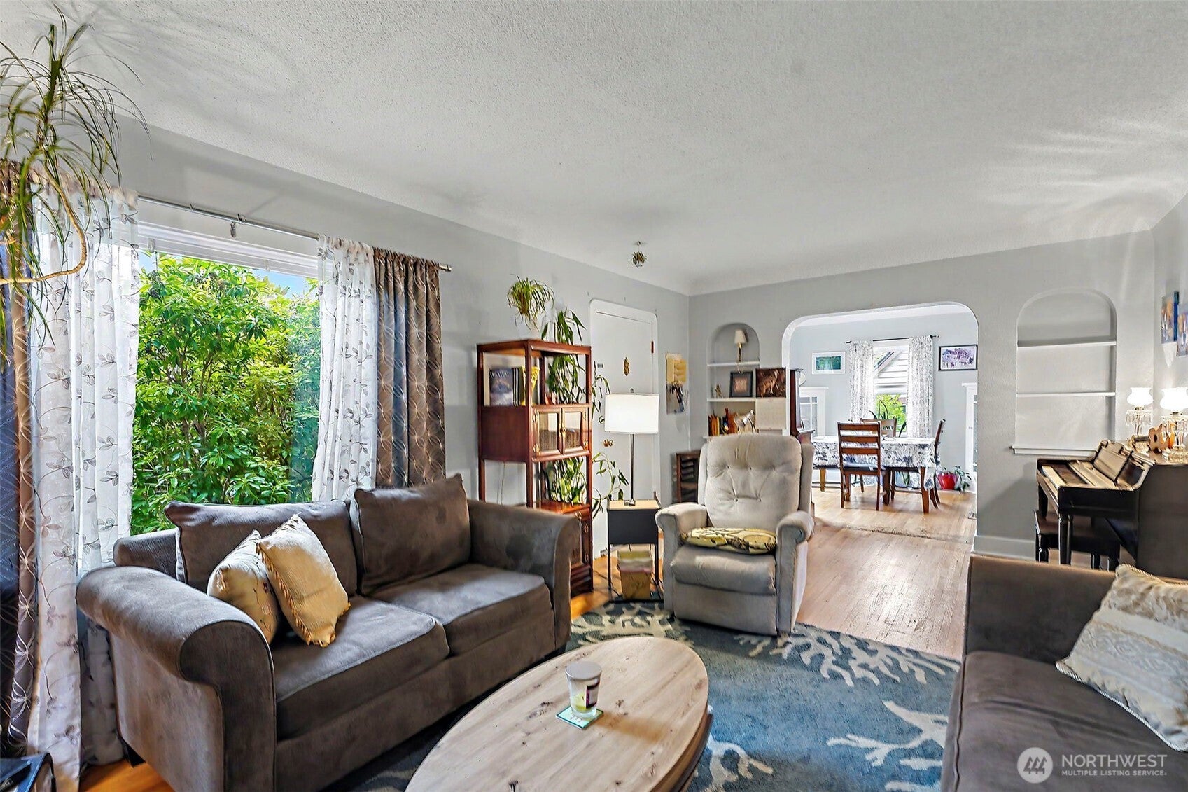 1019 E 32nd Street