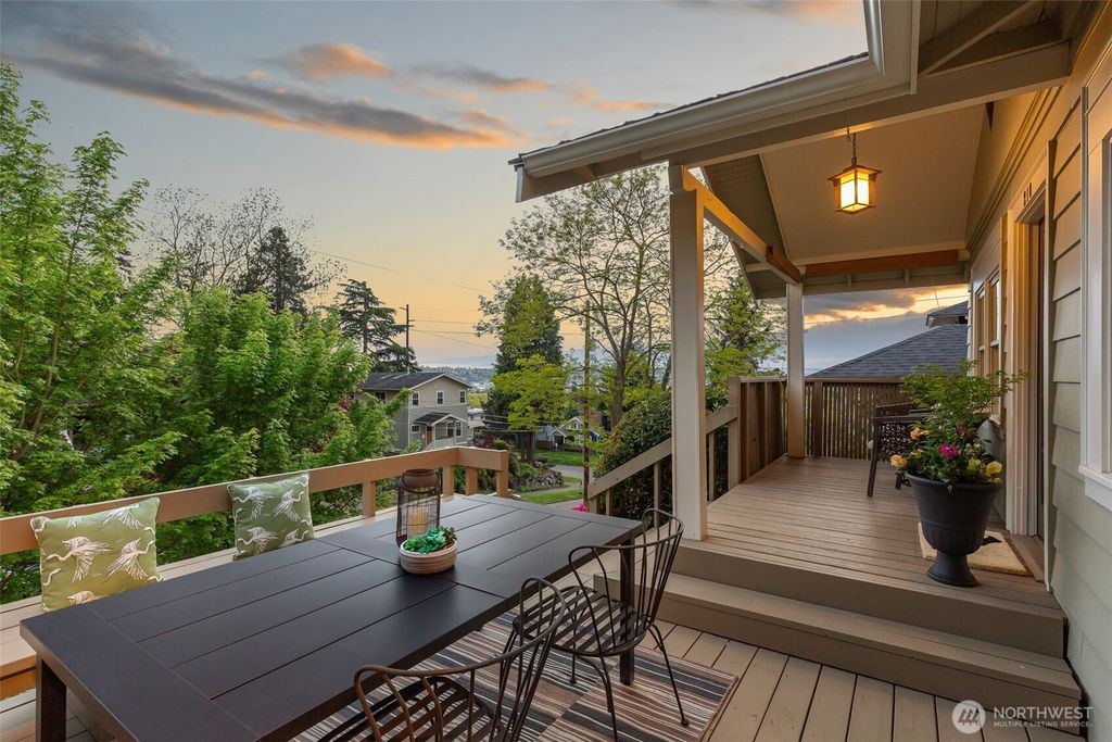 Photo of 210 NW 62nd Street, Seattle, WA 98107 (MLS # 2368296)