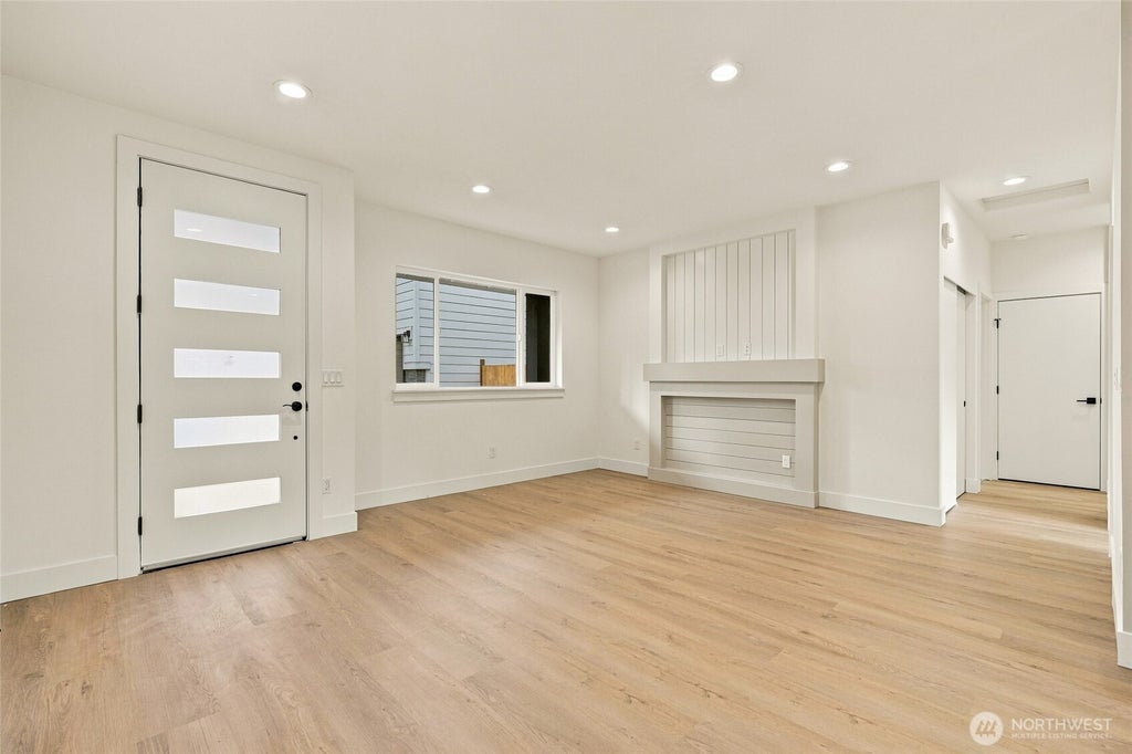 Photo of 5513 Fleming Street #C, Everett, WA 98203 (MLS # 2589806)