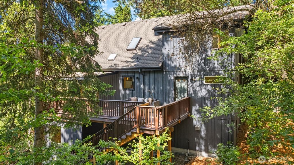 Photo of 3803 SW Orchard Street, Seattle, WA 98126 (MLS # 2385147)