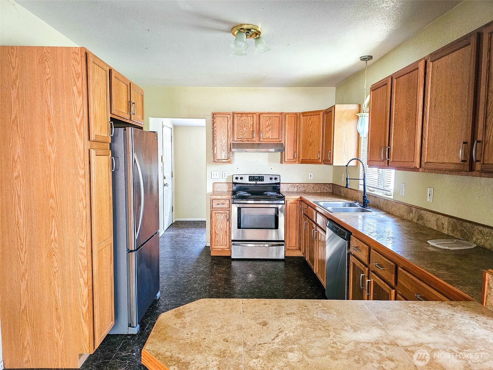 1402 W Market Street