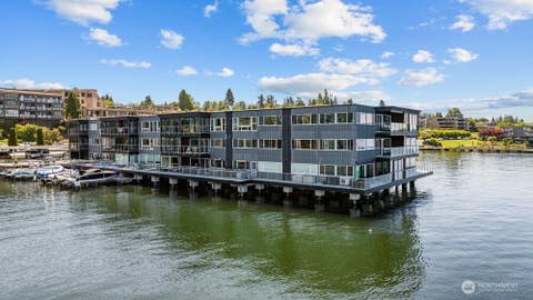 Photo of 515 Lake Street S #205, Kirkland, WA 98033 (MLS # 2566480)