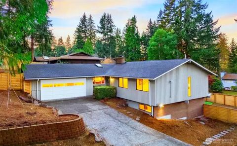 16183 SE 42nd Street, Bellevue, WA 98006 - MLS#: 2342327