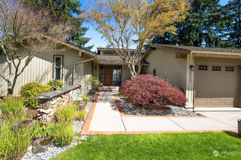 Photo of 2646 168th Avenue SE, Bellevue, WA 98008 (MLS # 2058123)
