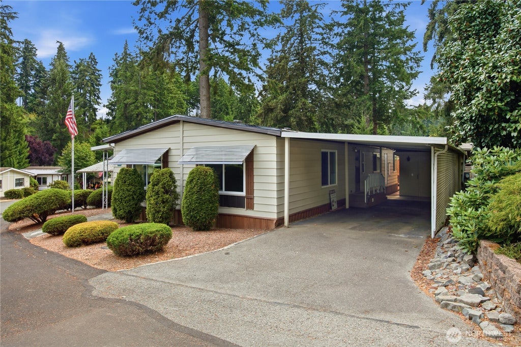 Photo of 11508 124th Street Ct E #130, Puyallup, WA 98374 (MLS # 2574112)
