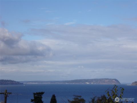 Photo of 660 Campbell Avenue, Mukilteo, WA 98275 (MLS # 2452516)