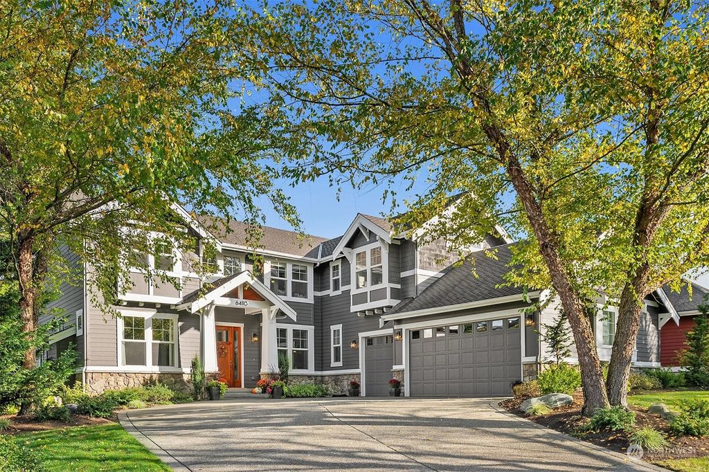 Photo of 6410 Fairway Place SE, Snoqualmie, WA 98065 (MLS # 2309820)