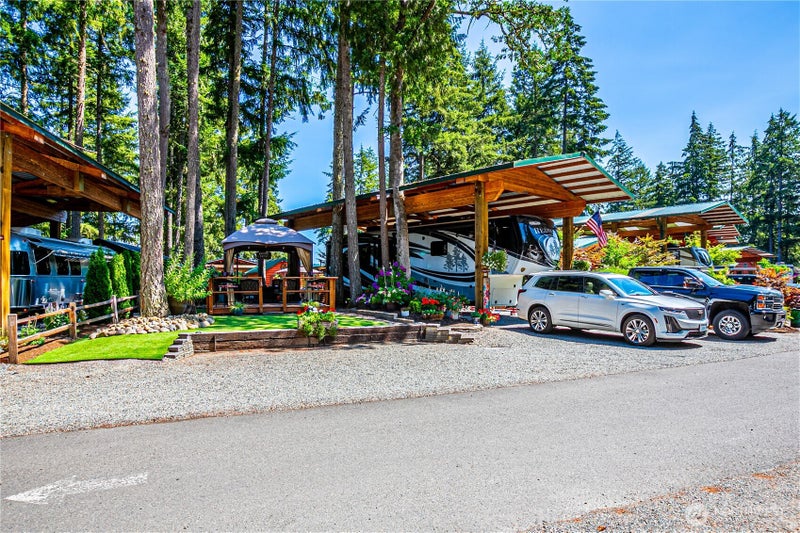 1546 Reservtion Road SE 253