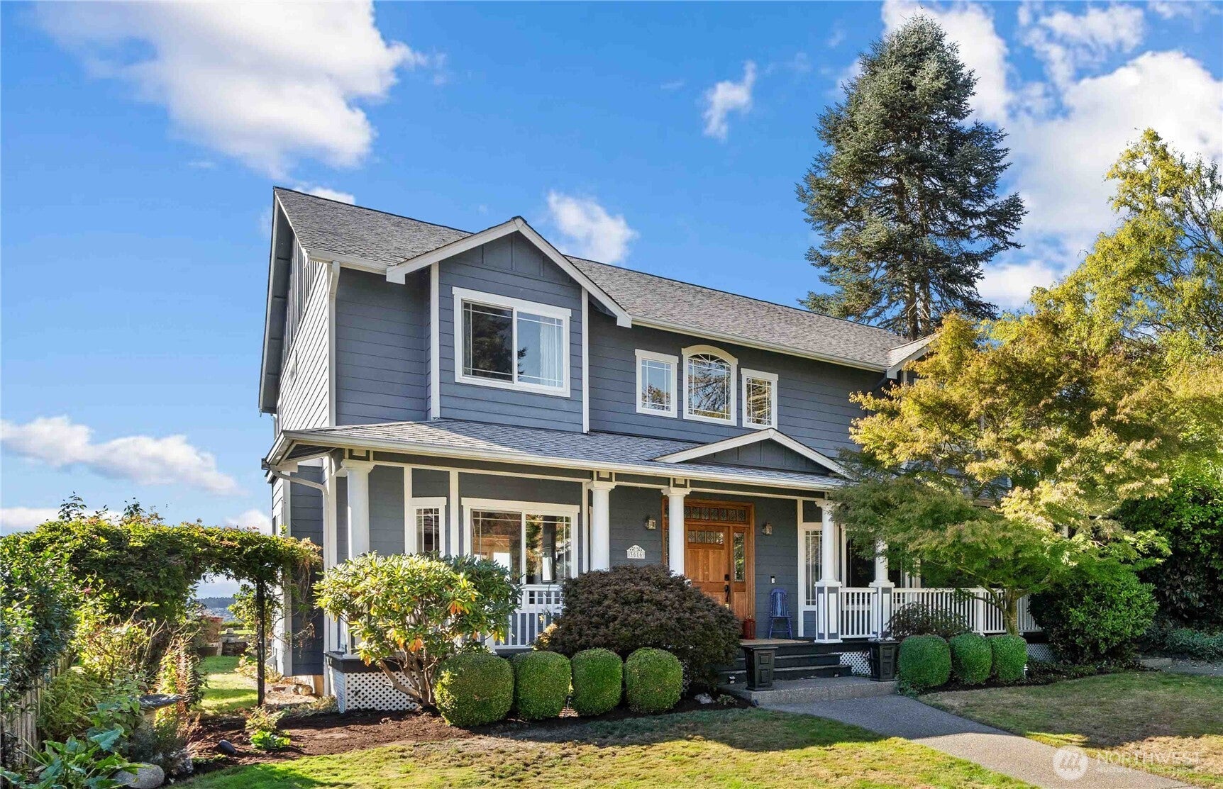 3616 Tahoma Place W