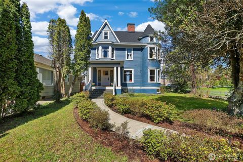 Photo of 120 E 4th Street, Aberdeen, WA 98520 (MLS # 2496884)