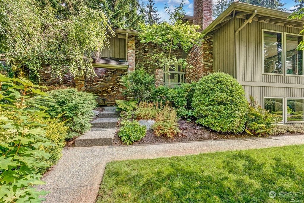 Photo of 20019 59th Avenue SE, Snohomish, WA 98296 (MLS # 2018656)