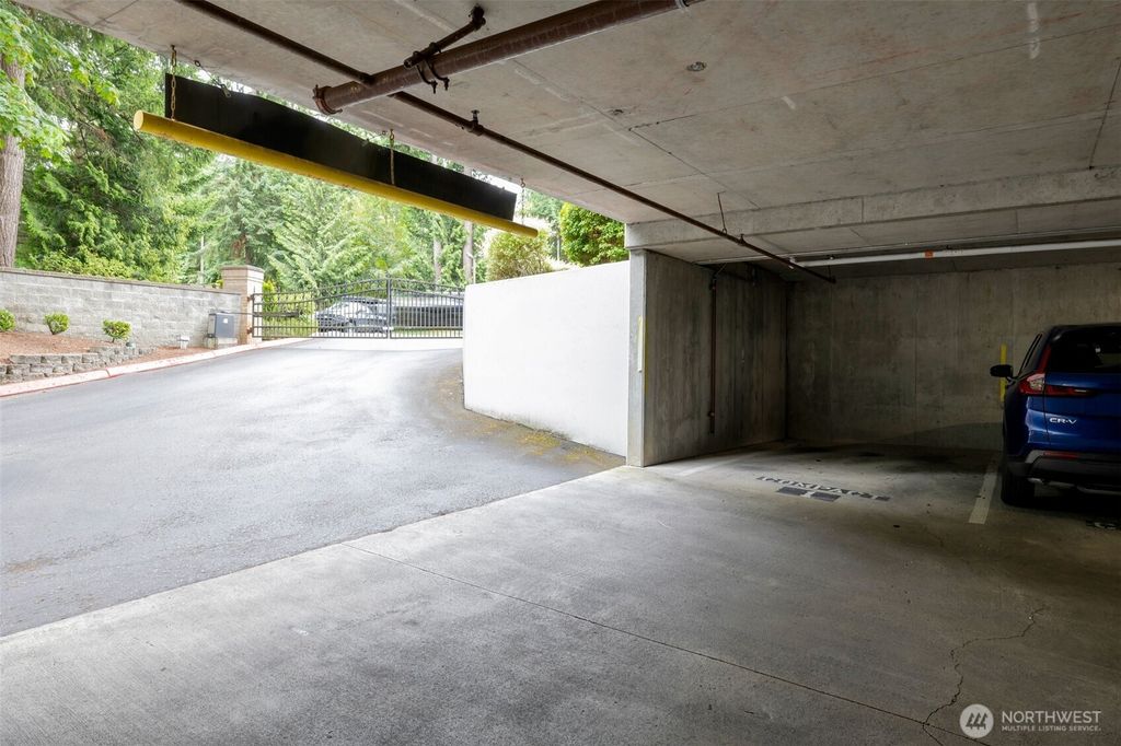 Photo of 13301 SE 79th Place #B402, Newcastle, WA 98059 (MLS # 2401833)