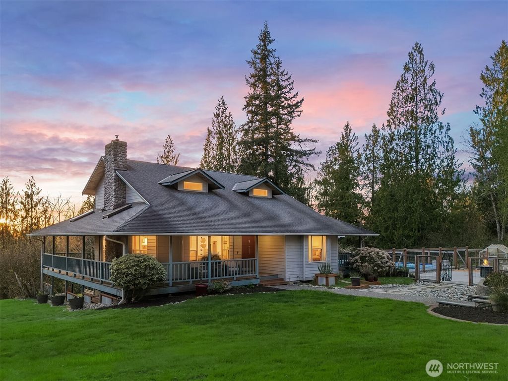 Photo of 22428 107th Avenue NE, Arlington, WA 98223 (MLS # 2501199)