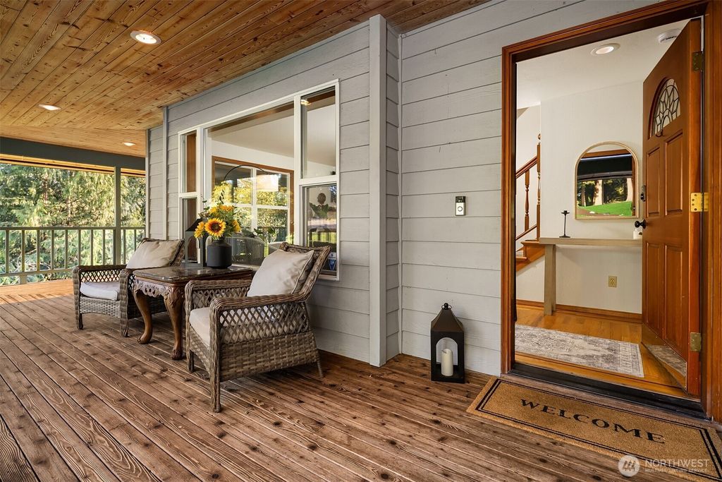 Photo of 22428 107th Avenue NE, Arlington, WA 98223 (MLS # 2501199)