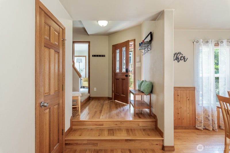 2681 S East Camano Dr