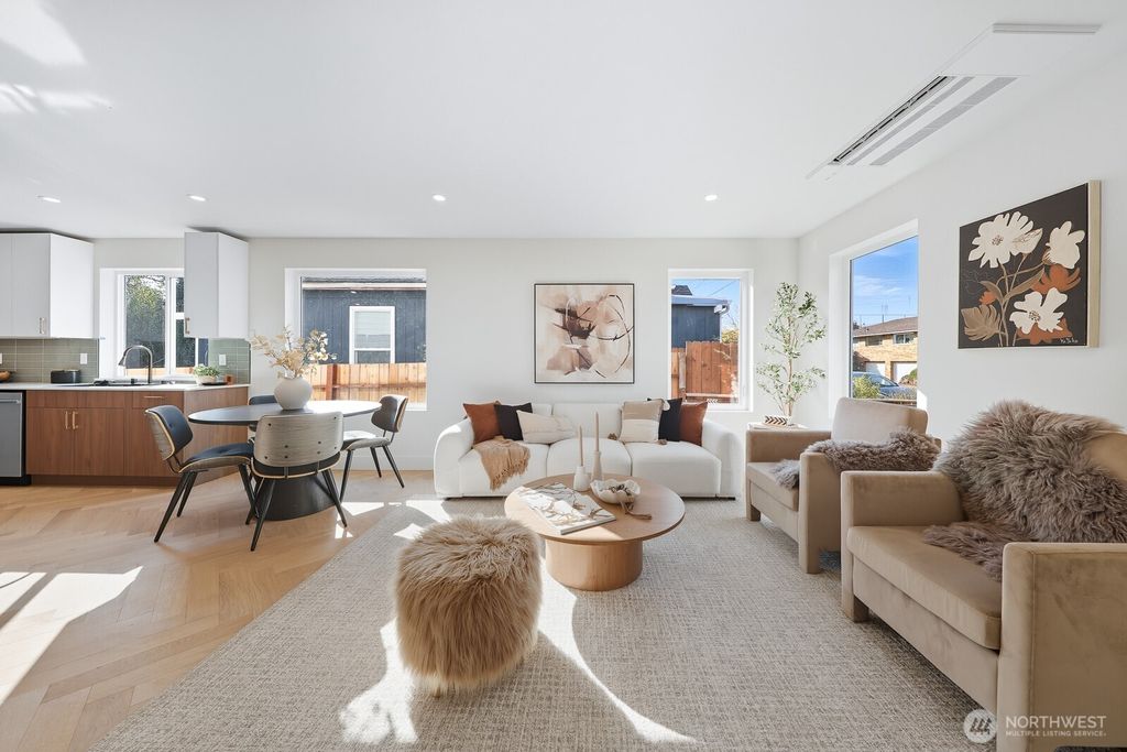 listing image 9361413468888412872