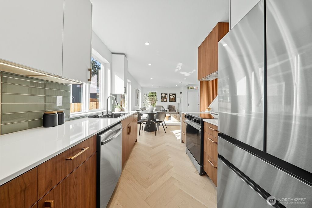 listing image 9363656383032370001