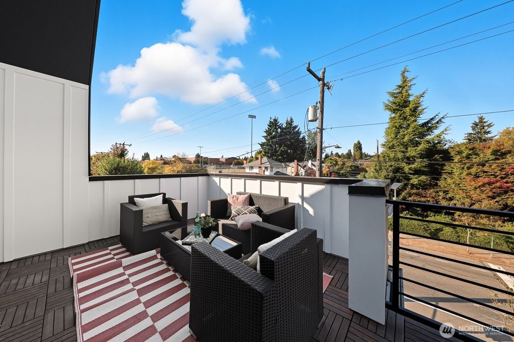 listing image 9365741495657367828