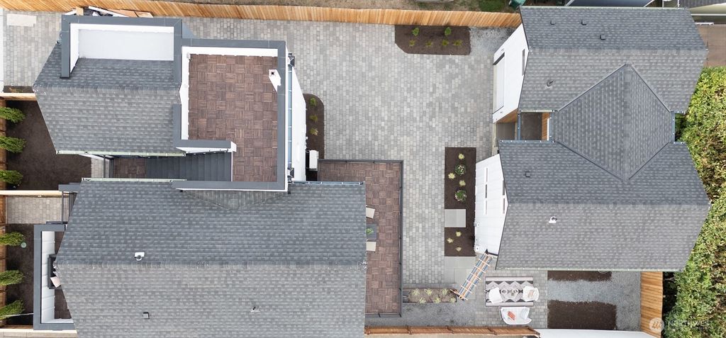 listing image 9367978090157551976