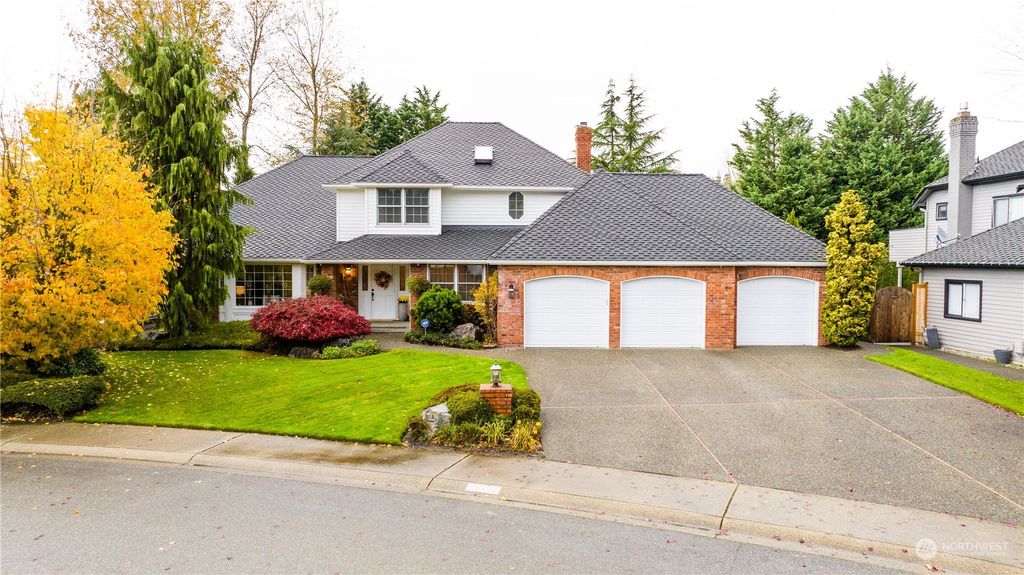 Photo of 14228 SE 77th Street, Newcastle, WA 98059 (MLS # 2305436)