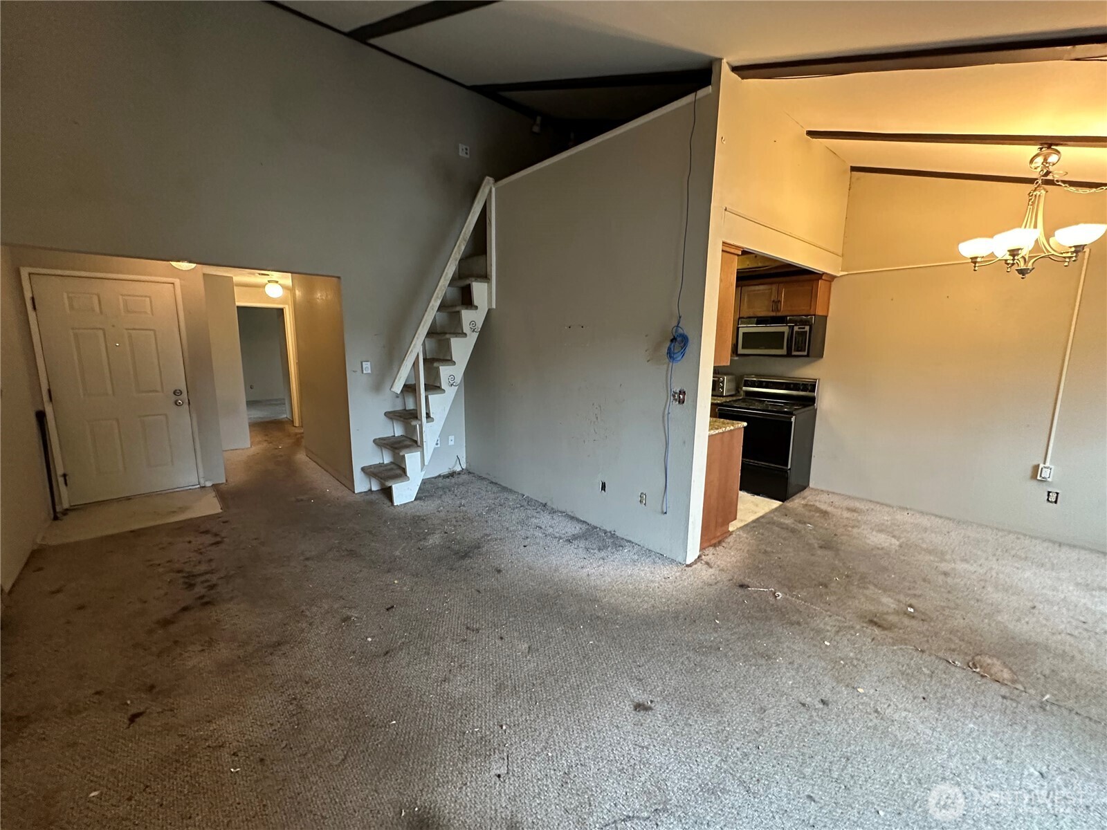 15210 Macadam Road S D301