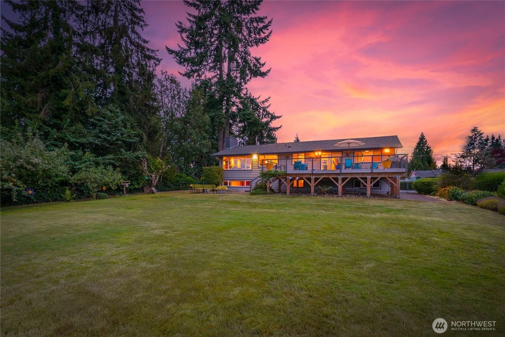 Photo of 8831 RIVERCREST AVENUE Ave, Everett, WA 98208 (MLS # 2443979)