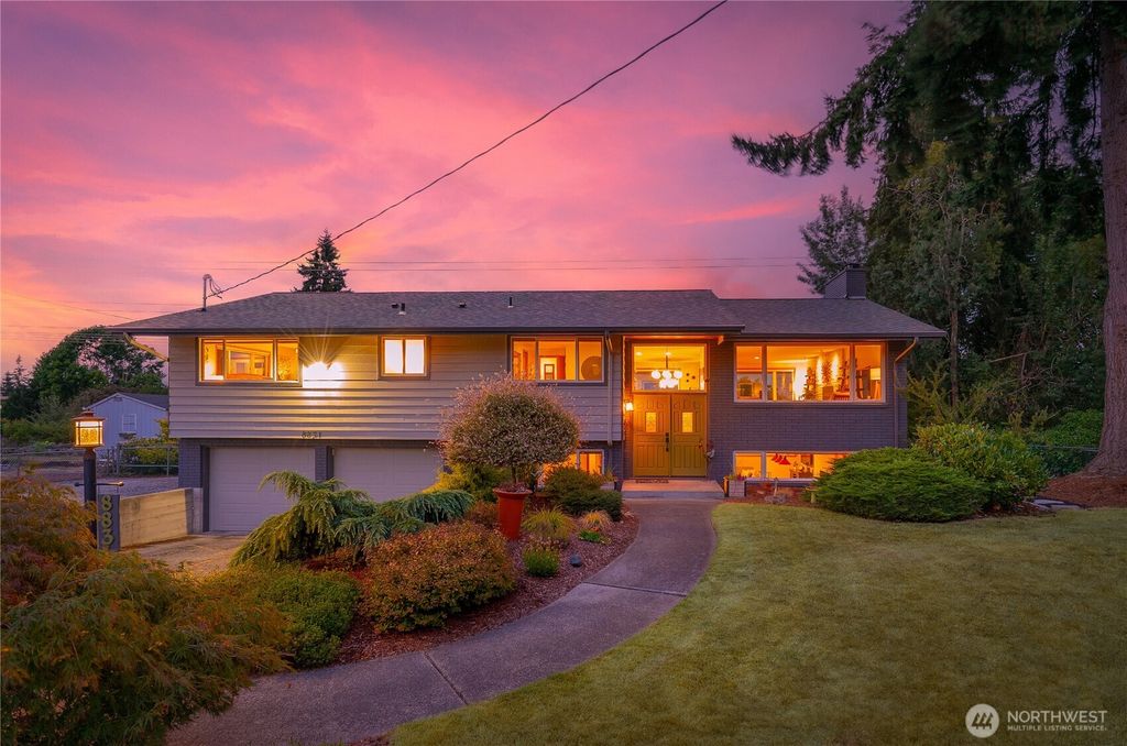 Photo of 8831 RIVERCREST AVENUE Ave, Everett, WA 98208 (MLS # 2443979)