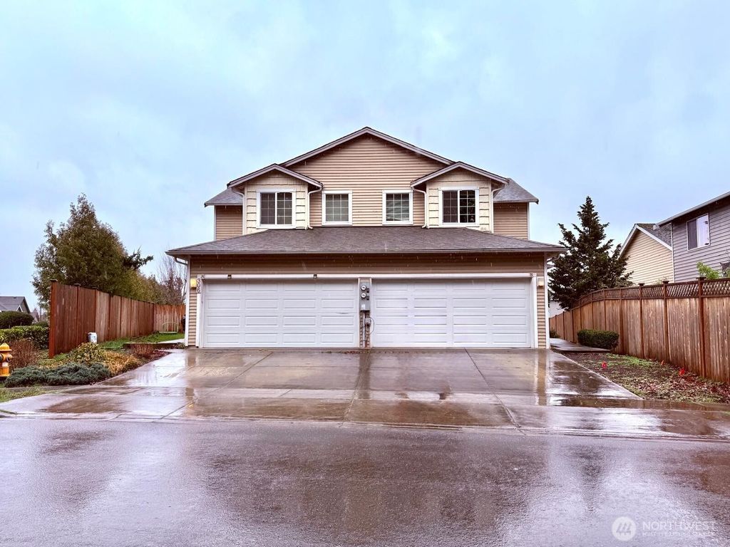 Photo of 306 Poppy Road, Bothell, WA 98012 (MLS # 2464927)