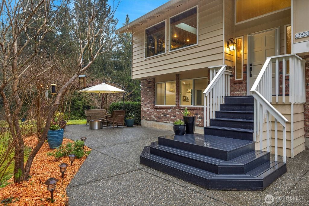 Photo of 25515 Mountain Drive, Arlington, WA 98223 (MLS # 2336318)