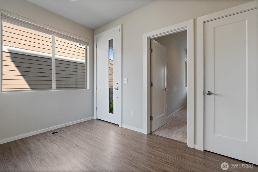 Photo of 10721 SE 187th Place, Renton, WA 98055 (MLS # 2566299)