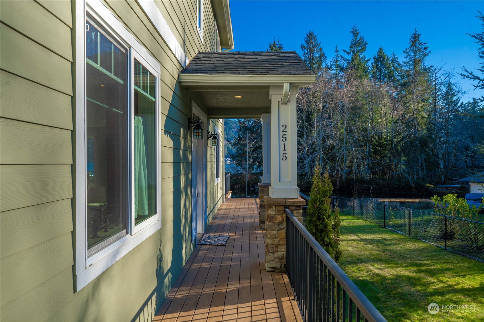 2515 Summit Lake Shore Road NW
