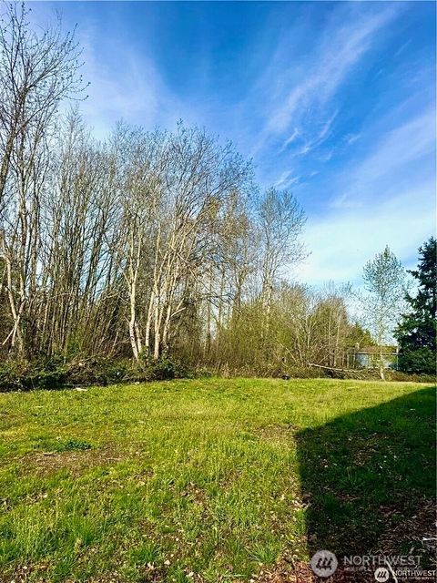Photo of 25002 104 Avenue SE, Kent, WA 98030 (MLS # 2533610)