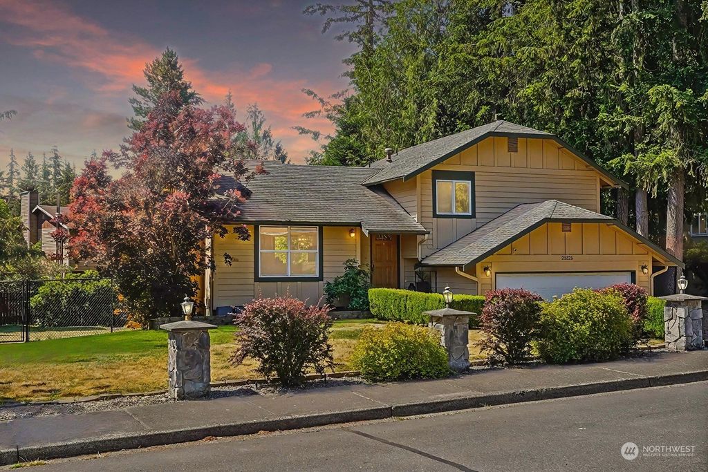 Photo of 23325 SE 264th Street, Maple Valley, WA 98038 (MLS # 2305123)