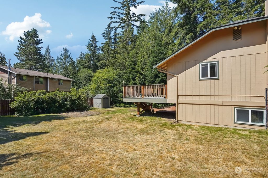 Photo of 23325 SE 264th Street, Maple Valley, WA 98038 (MLS # 2305123)