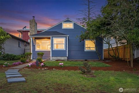 Photo of 704 N 104th Street, Seattle, WA 98133 (MLS # 2488389)