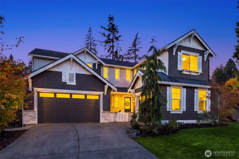 10805 NE 190th Place