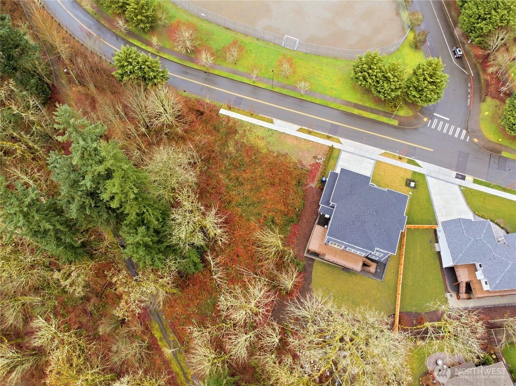 Photo of 13655 SE 88th Way, Newcastle, WA 98059 (MLS # 2494038)