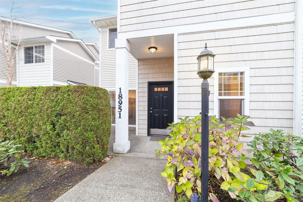 Photo of 18951 108th Lane SE, Renton, WA 98055 (MLS # 2304113)