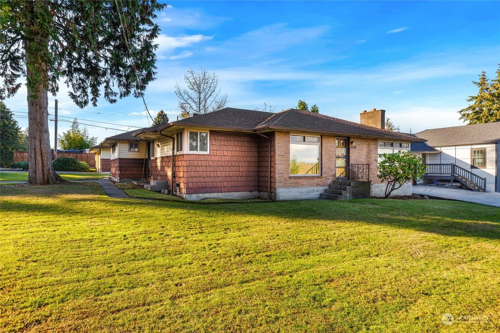 Photo of 10643 20th Avenue S, Seattle, WA 98168 (MLS # 2308440)